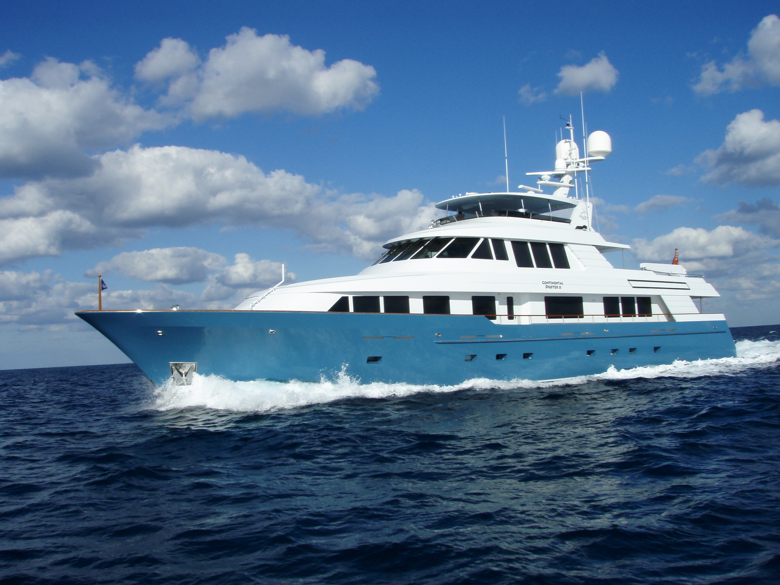 Jimmy Buffett Offers his Luxury Yacht for Charter in the Caribbean and